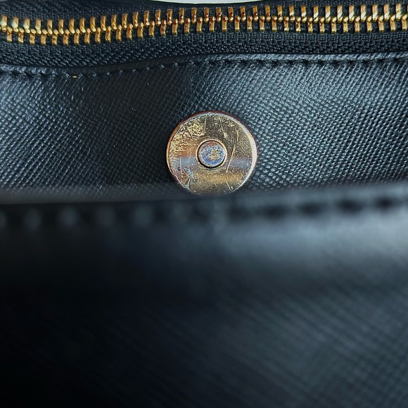 TORY BURCH
Robinson Mini Double-Zip Tote Black shoulder good condition - Picture 5 of 10